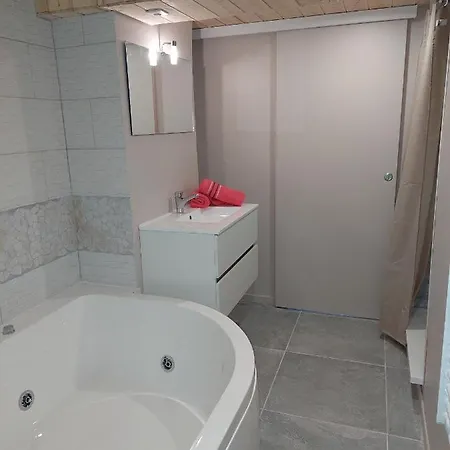 Le Regit, Studio Moderne Avec Balneo Apartment La Bresse